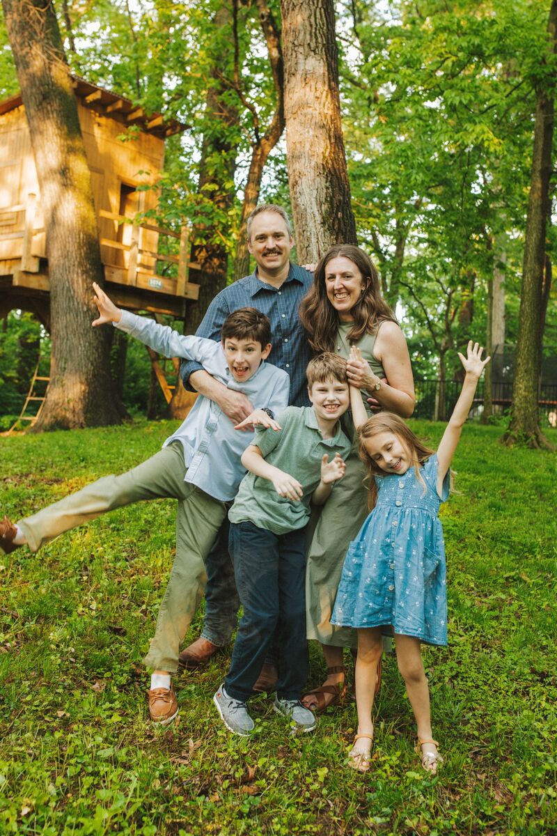 Dr. Scott Bryant with his wife Valerie and children Anderson, Connor, and Alice
